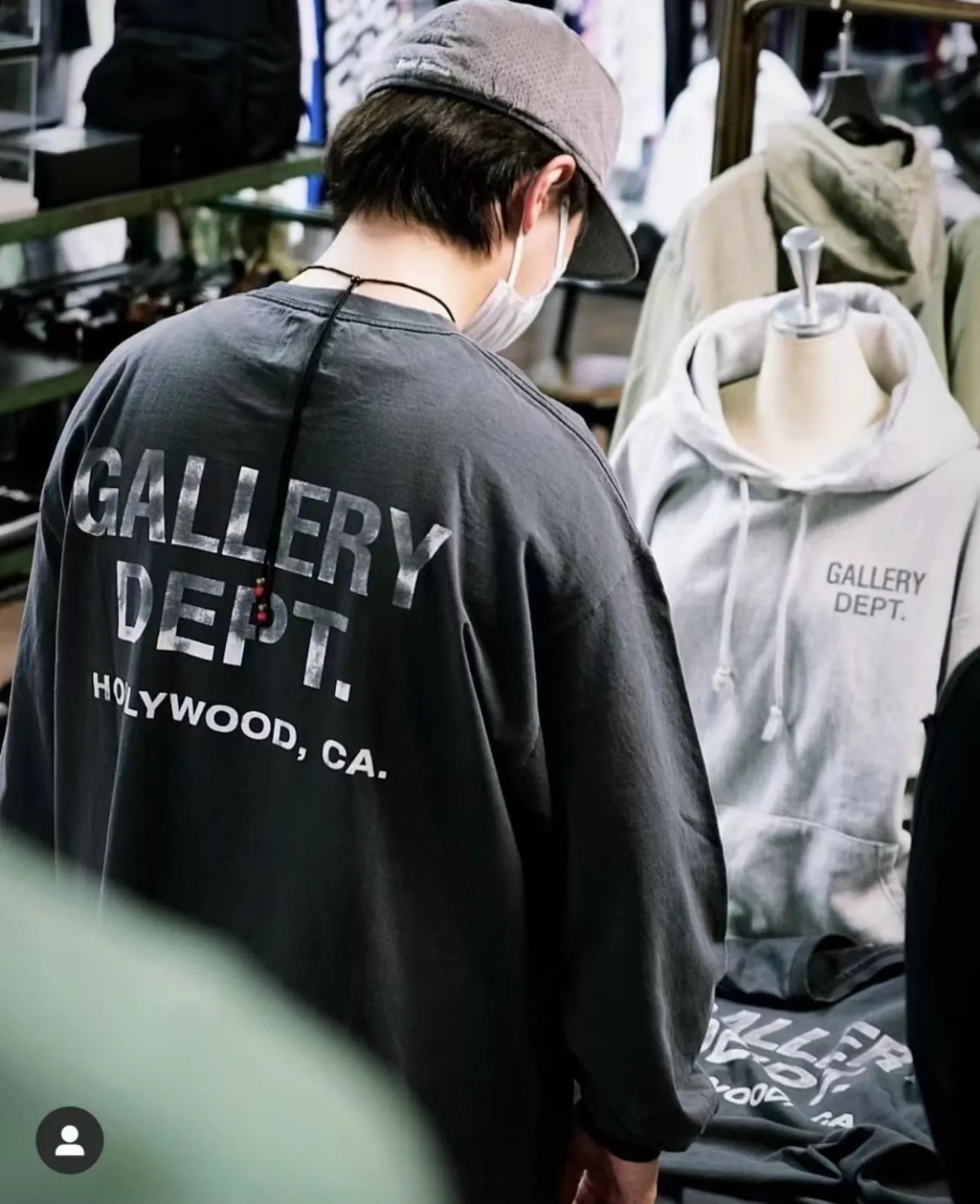 GALLERY DEPT. SOUVENIR L/S TEE Black Basic English Logo Long Sleeves Washed Black S-XL Heavy Washed Vintage Cylindrical Seamless Linen Cotton Fabric